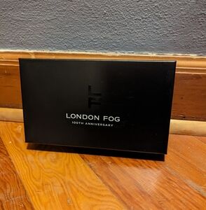 London Fog wristlet black